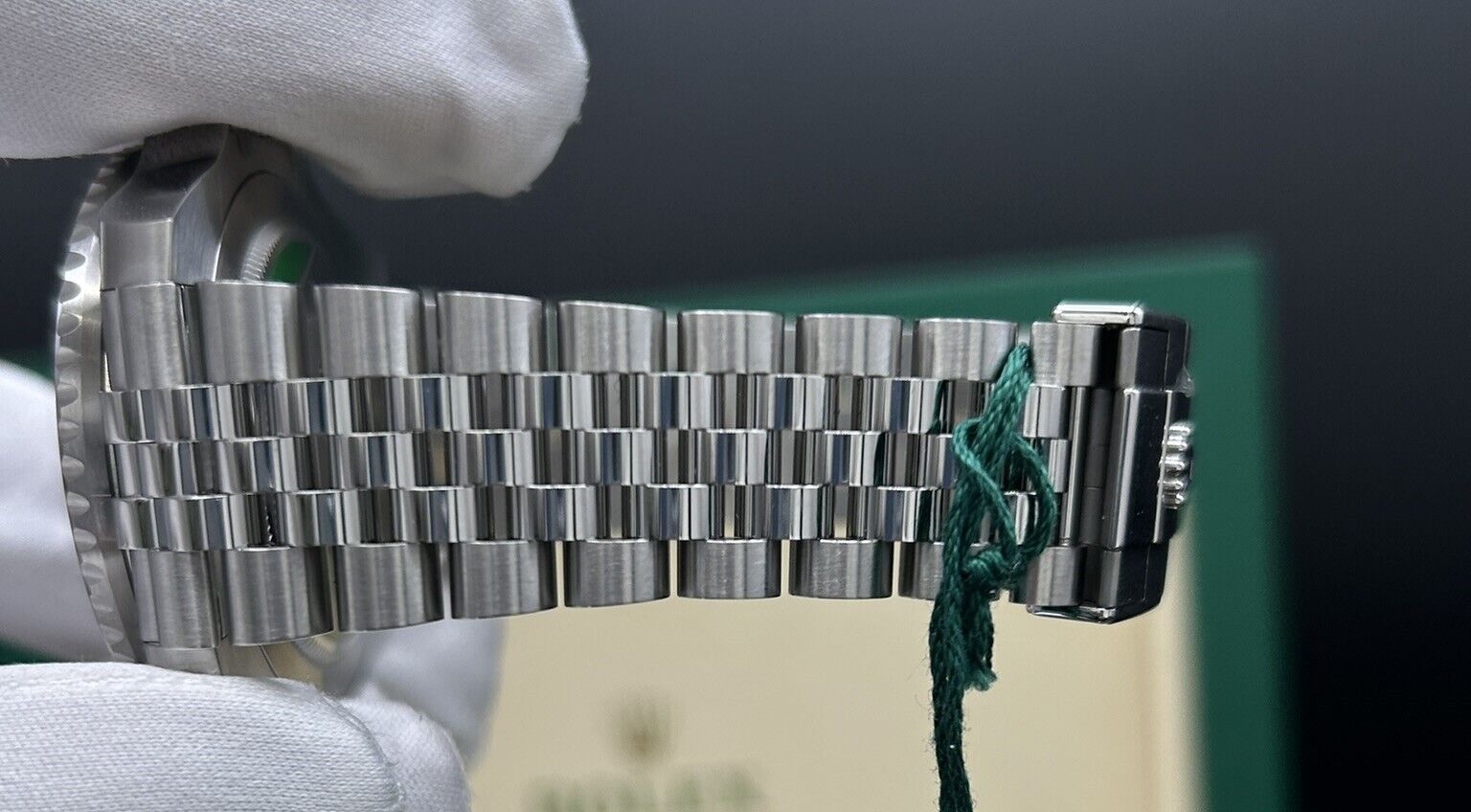 Rolex GMT-Master II Pepsi 126710BLRO